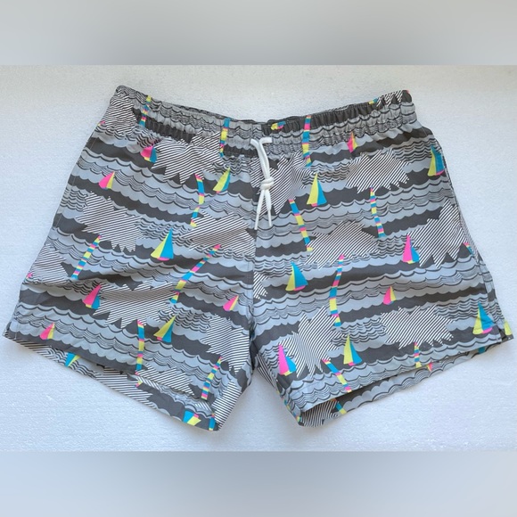 chubbies Other - CHUBBIES 5.5” INSEAM SWIM TRUNKS SAILBOAT GRAY AND NEON